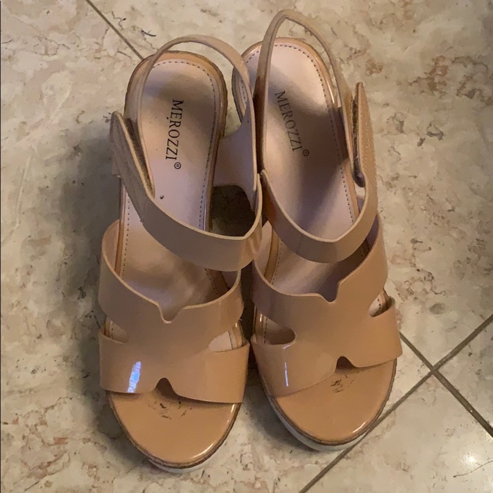 Woman’s shoes